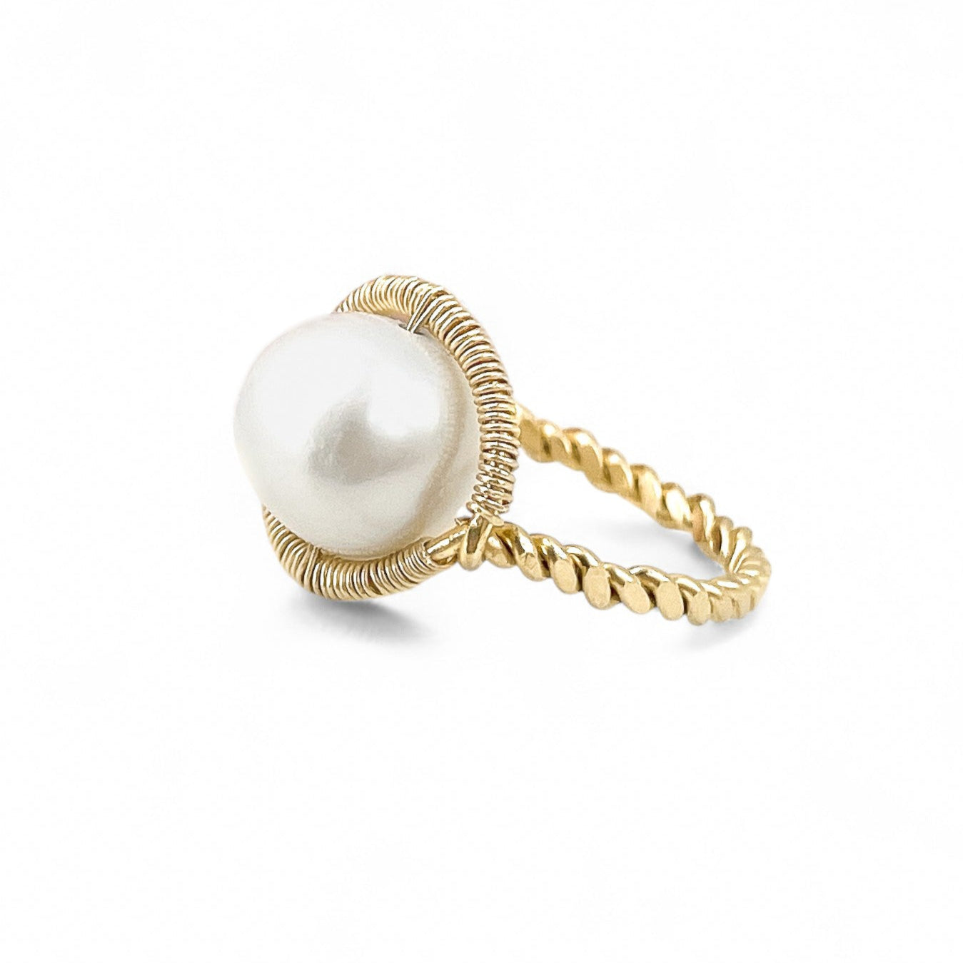 Freshwater Pearl Twisted Band Ring