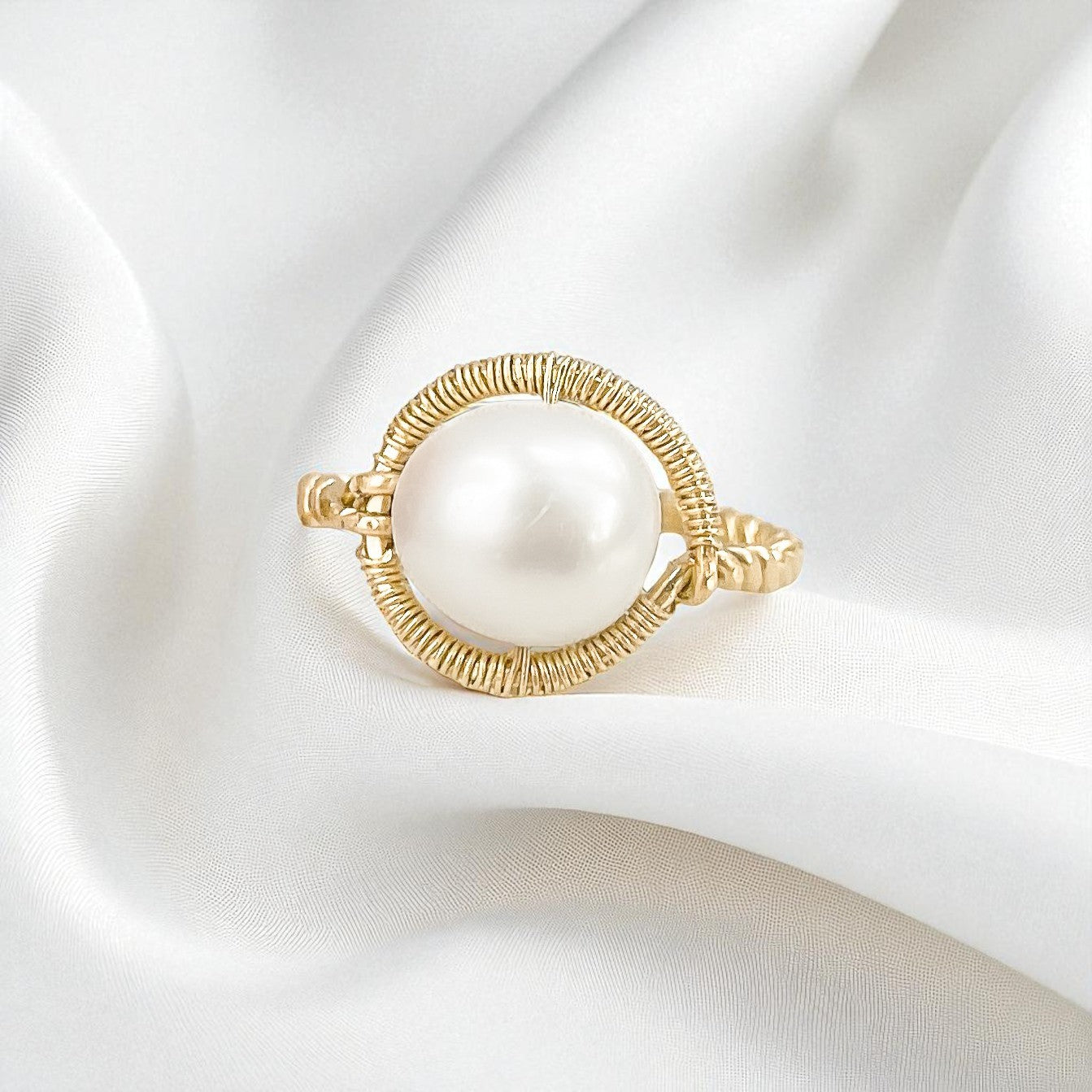 Freshwater Pearl Twisted Band Ring