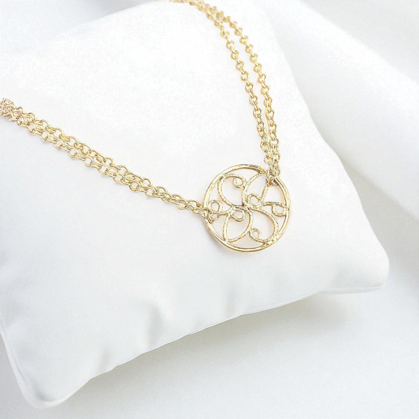 Gold Double Stranded Round Filigree Bracelet