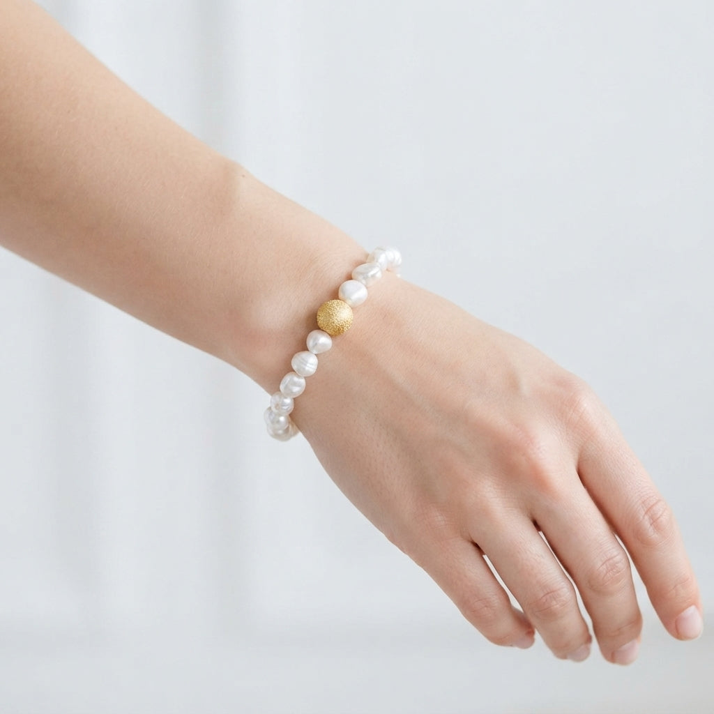 Freshwater Pearl Bracelet with Gold Bead Accent
