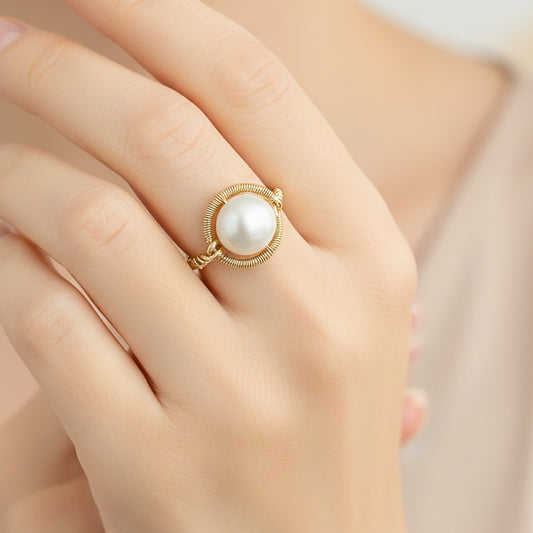 Freshwater Pearl Twisted Band Ring