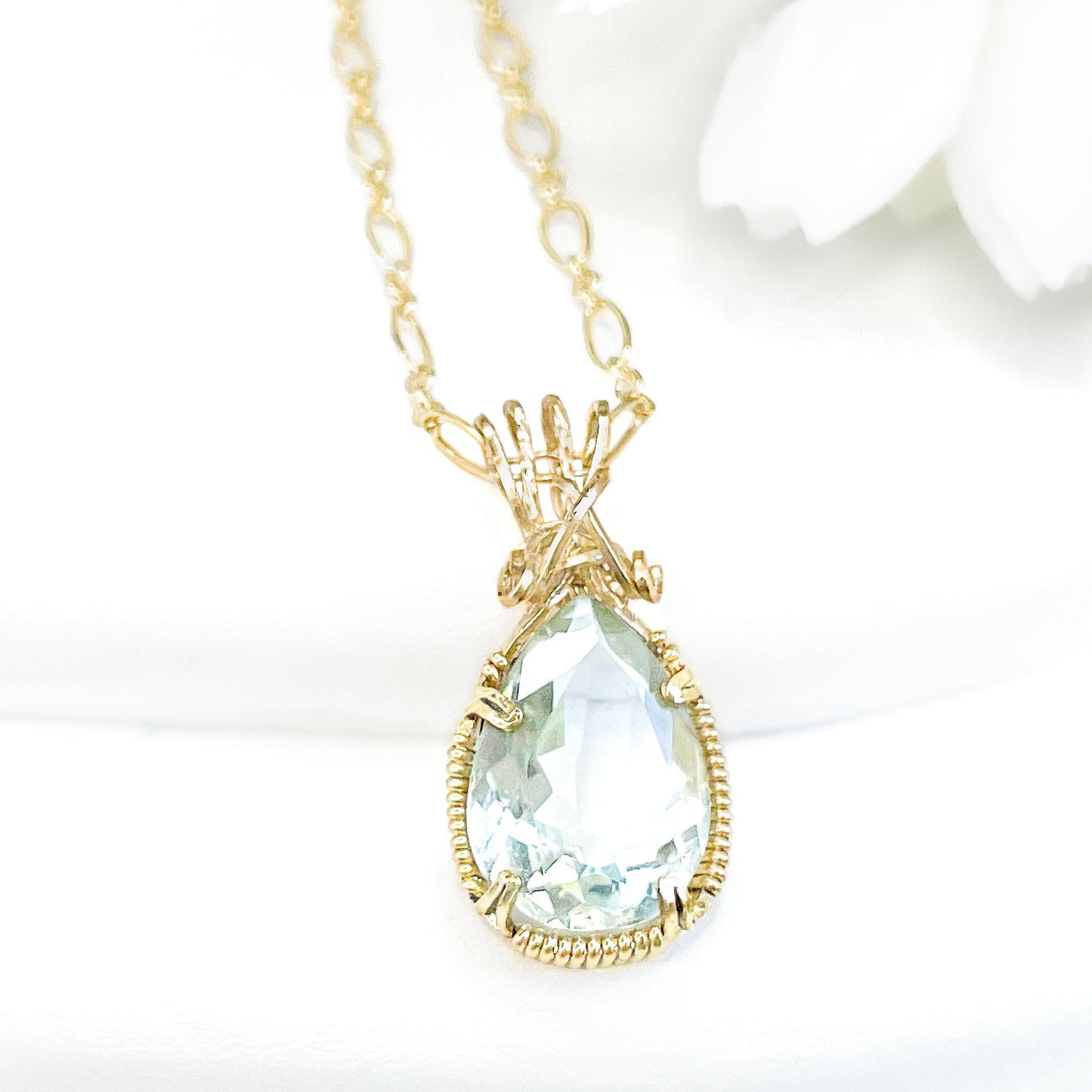 Green Amethyst Pendant Necklace