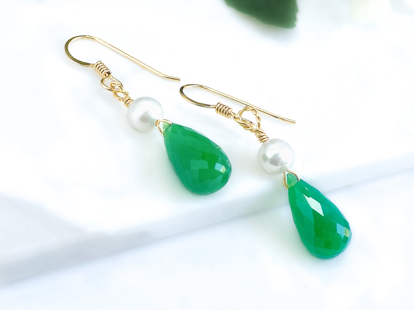 Green Onyx and Pearl Dangle Earrings