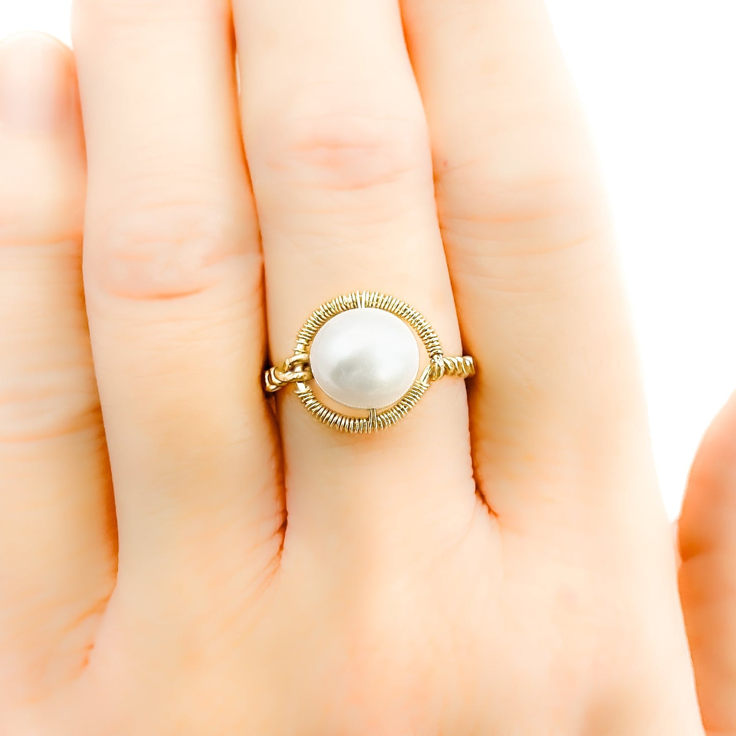 Freshwater Pearl Twisted Band Ring