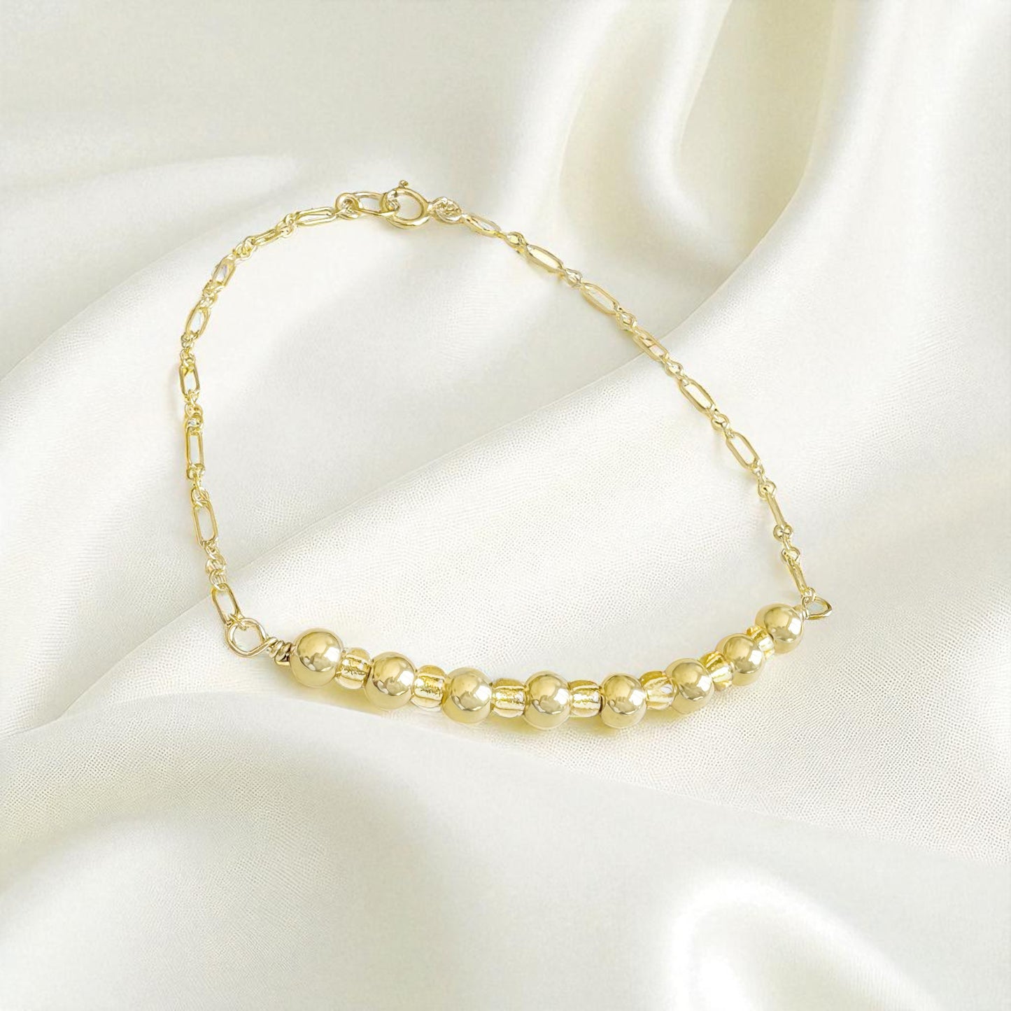 Gold Beaded Dainty Bracelet