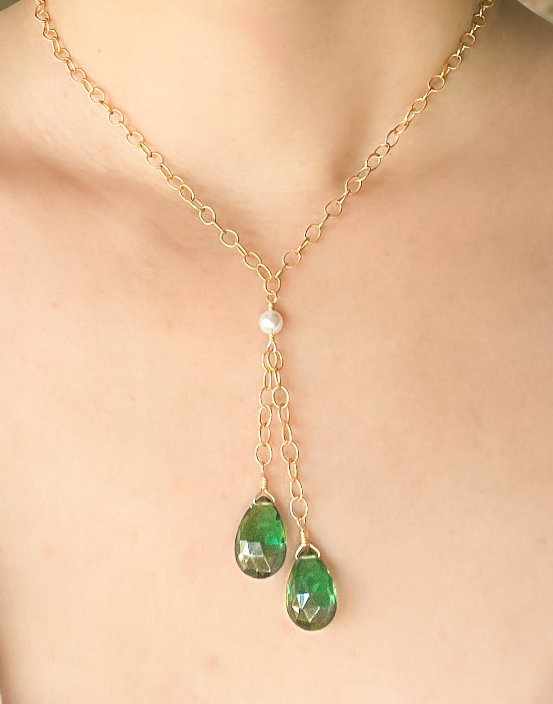 Tiffany and Co. Green Quartz Necklace, 18 Karat Gold For Sale at 1stDibs | green  quartz jewelry, tiffany and co green necklace, green tiffany necklace